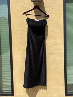 Astr Black Strapless Midi Slip Dress
